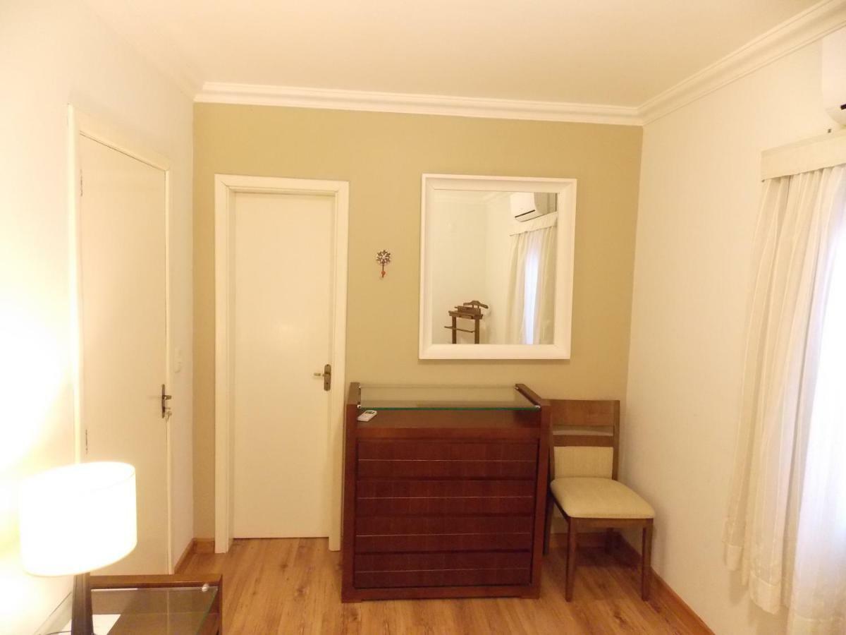 Triplex 3 Suites Em 卡内拉 外观 照片