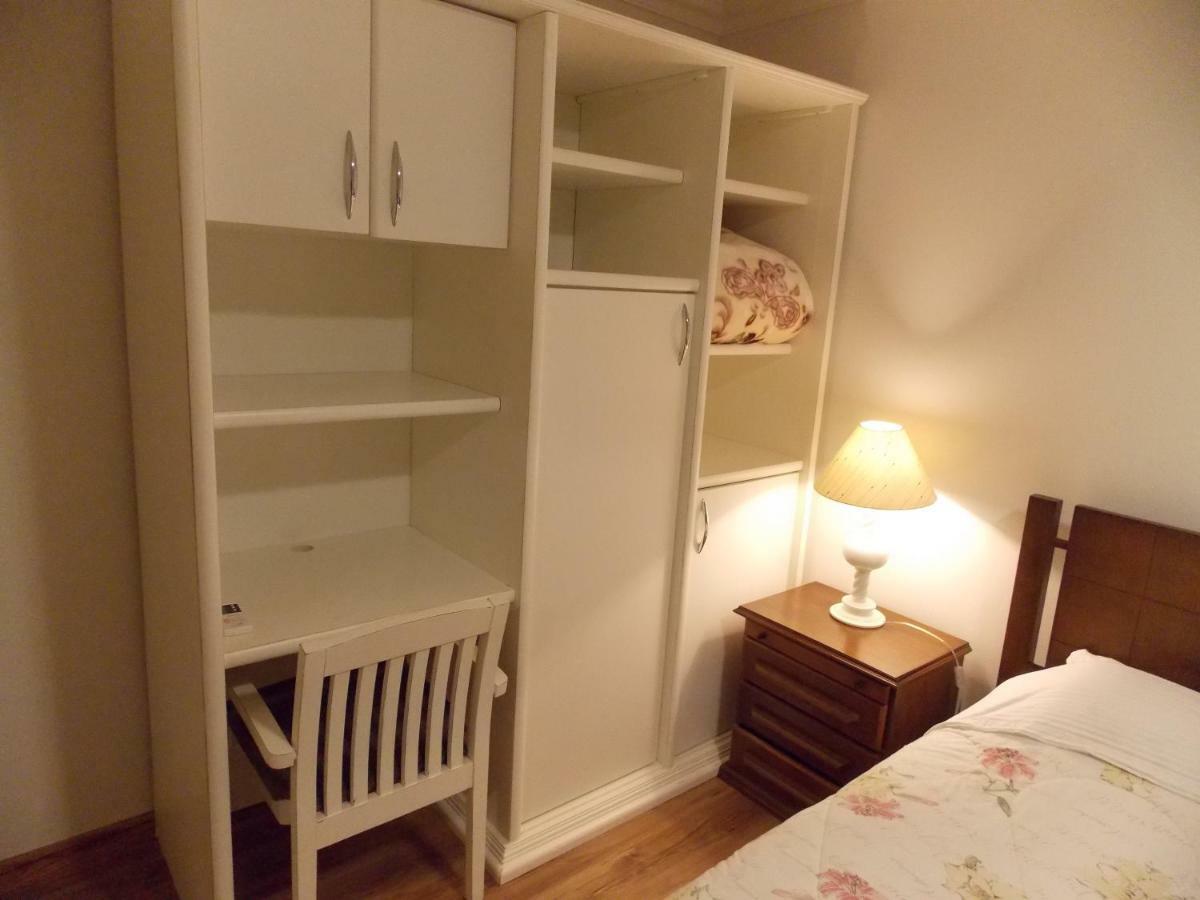 Triplex 3 Suites Em 卡内拉 外观 照片