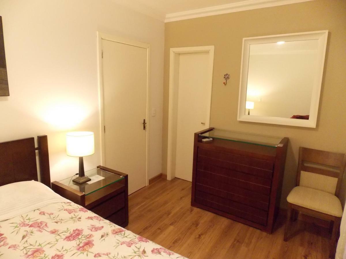 Triplex 3 Suites Em 卡内拉 外观 照片